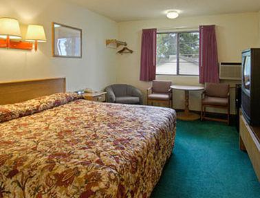 Super 8 By Wyndham Canon City Room photo