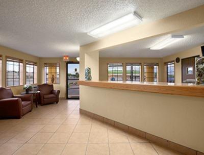 Super 8 By Wyndham Canon City Exterior photo